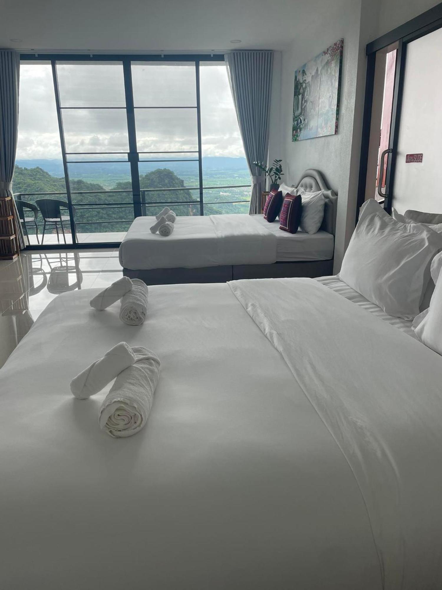 Bed and Breakfast Oasis Phamee Ban Pha Mi Exteriér fotografie